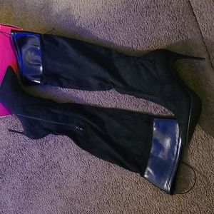 Black suede Heeled Ladies knee High Boots size 11
